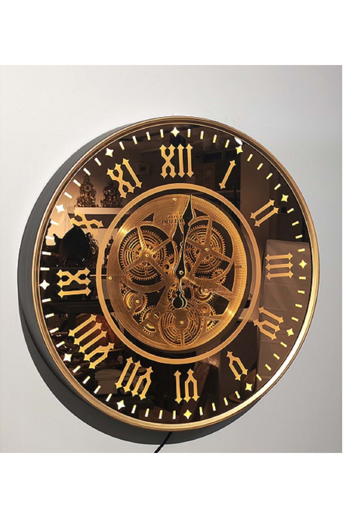 LED Işıklı Mekanizmalı Lüks Duvar Saati – Gold Detaylı Vintage Tasarım