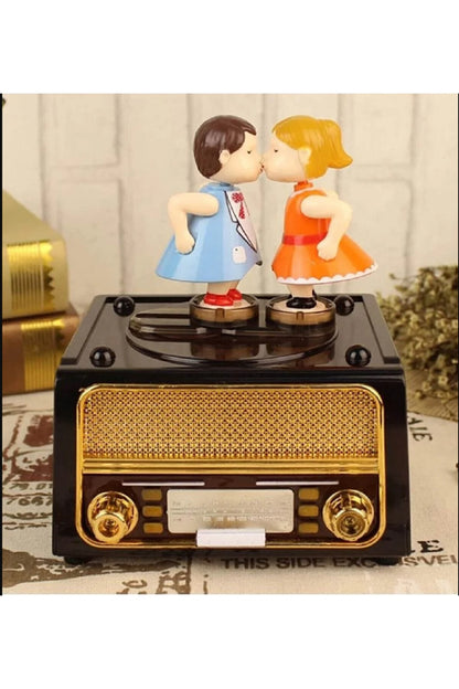 Nostaljik Radyo Görünümlü Romantik Öpücük Hareketli Müzik Kutusu