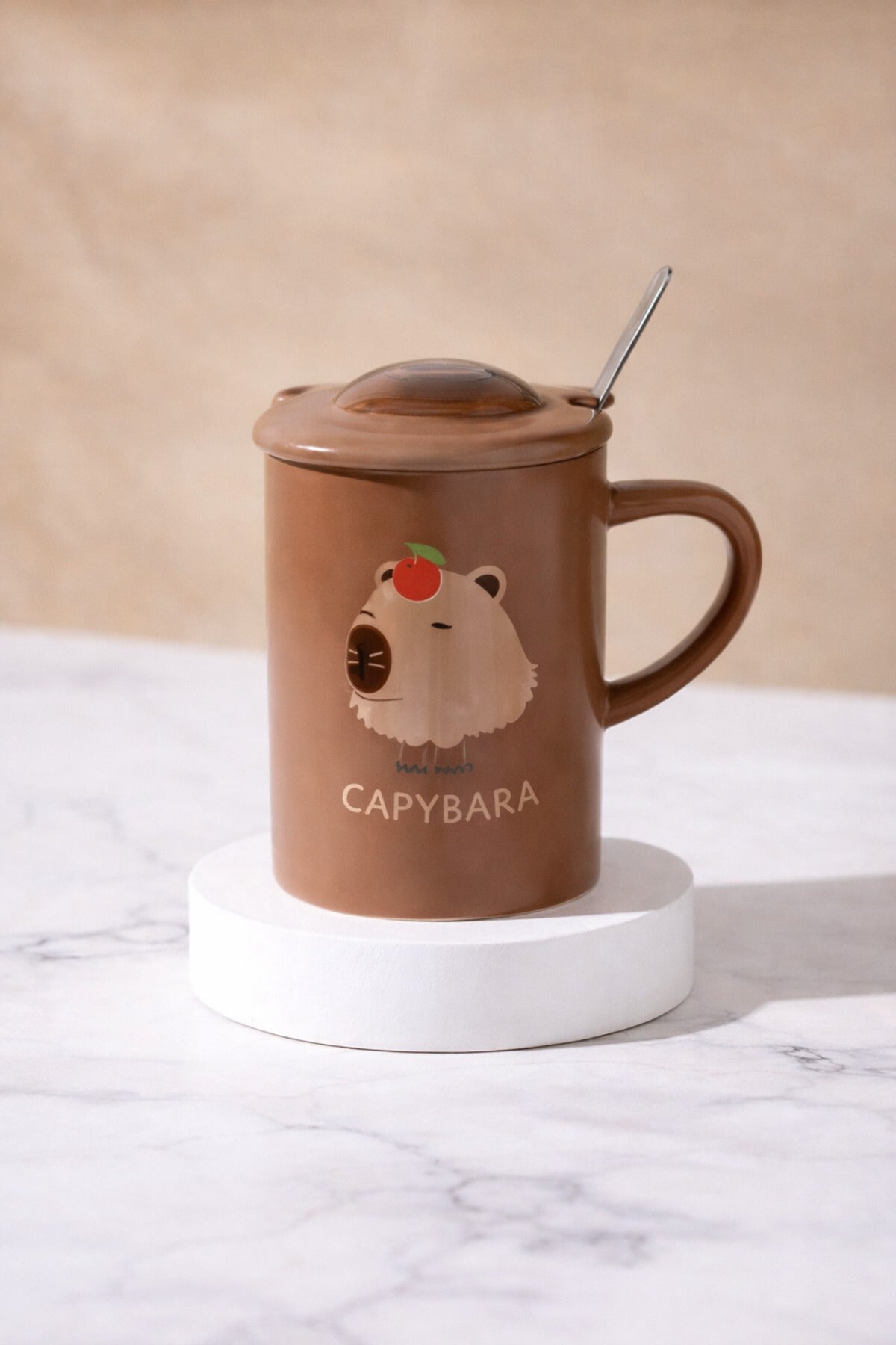 500 ML Kapaklı Kaşıklı Sevimli Capybara Seramik Kupa – 4 Farklı Model