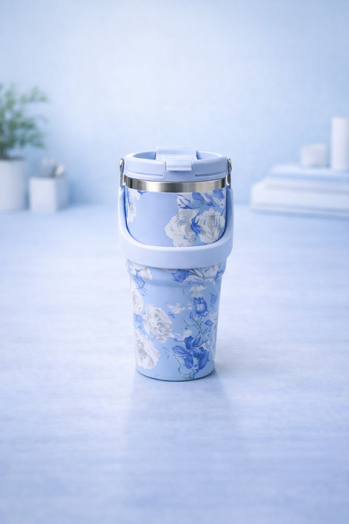 700 Ml Taşıma Kulplu Çelik Termos Mug Vakumlu Isı Yalıtımlı Sızdırmaz Şık Bardak