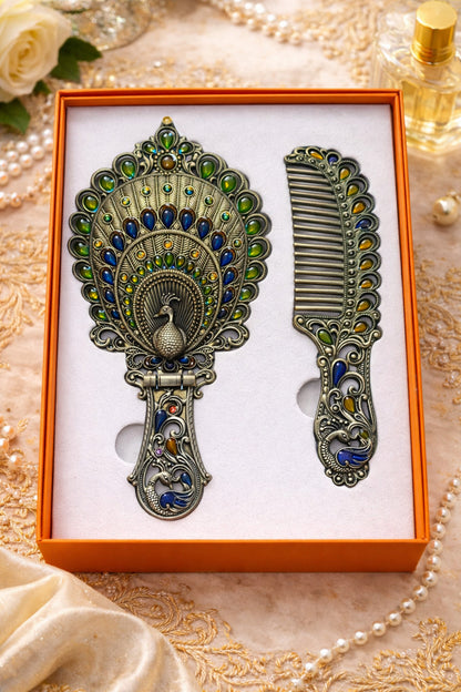 Osmanlı Vintage Tavus Kuşu Desenli El Aynası & Tarak Seti – Antik Gümüş Tonlu Hediyelik Set
