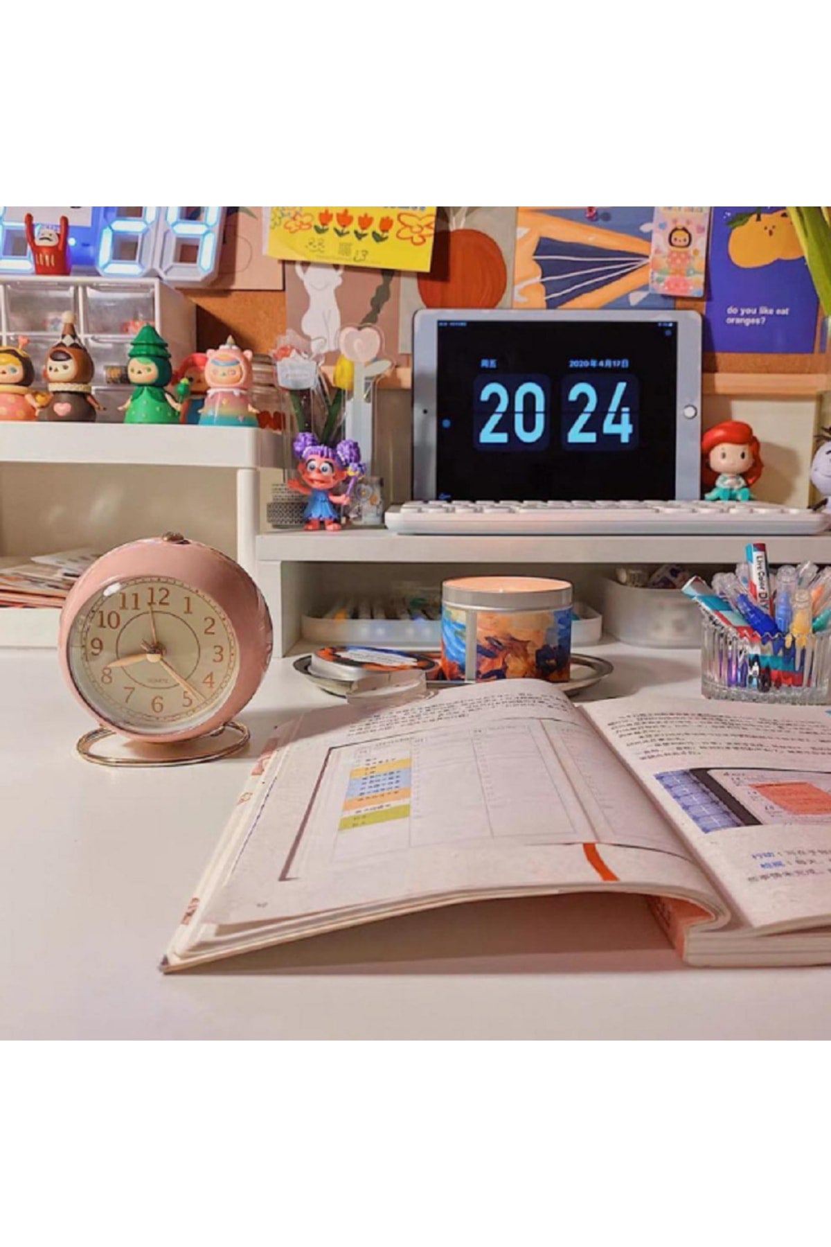 Retro Quartz Sessiz Ve Işıklı Masa Saati