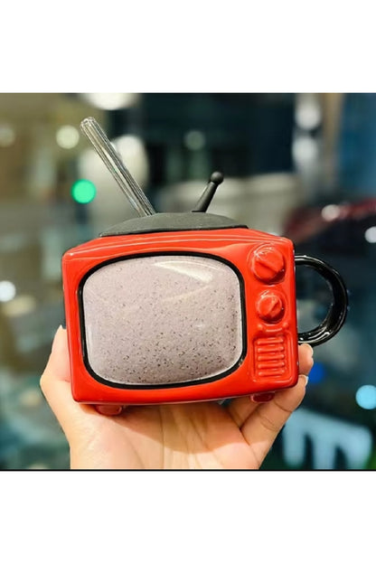 450ml Yaratıcı Seramik Kupa Su Bardağı Ev Kapaklı Kupalar Saman Nostaljik Komik TV Kahve Süt Bardak