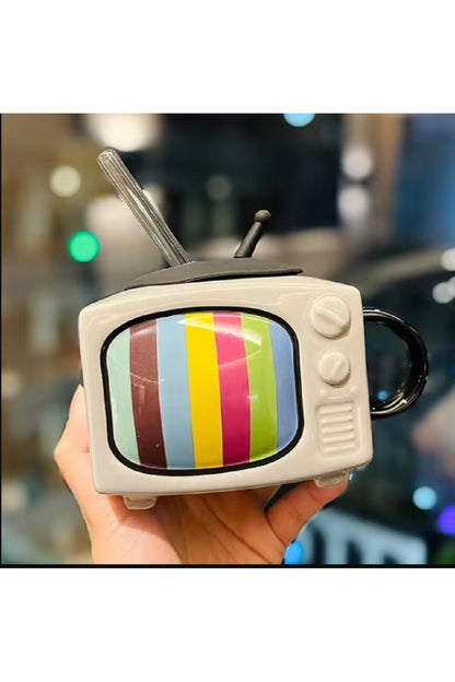 450ml Yaratıcı Seramik Kupa Su Bardağı Ev Kapaklı Kupalar Saman Nostaljik Komik TV Kahve Süt Bardak
