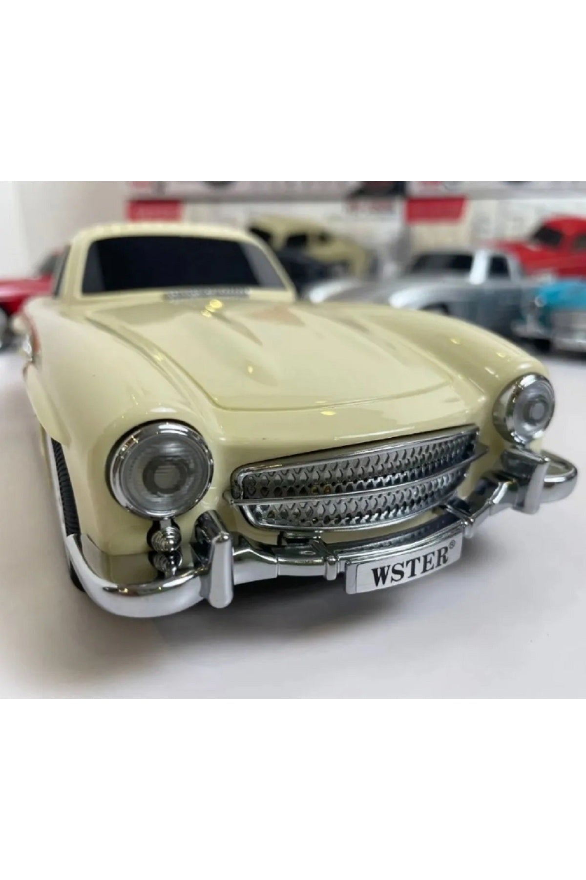 Kablosuz Bluetooth Retro 2006 Roadster Model Subwoofer Ses Kutusu Taşınabilir Hoparlör Radyo FM