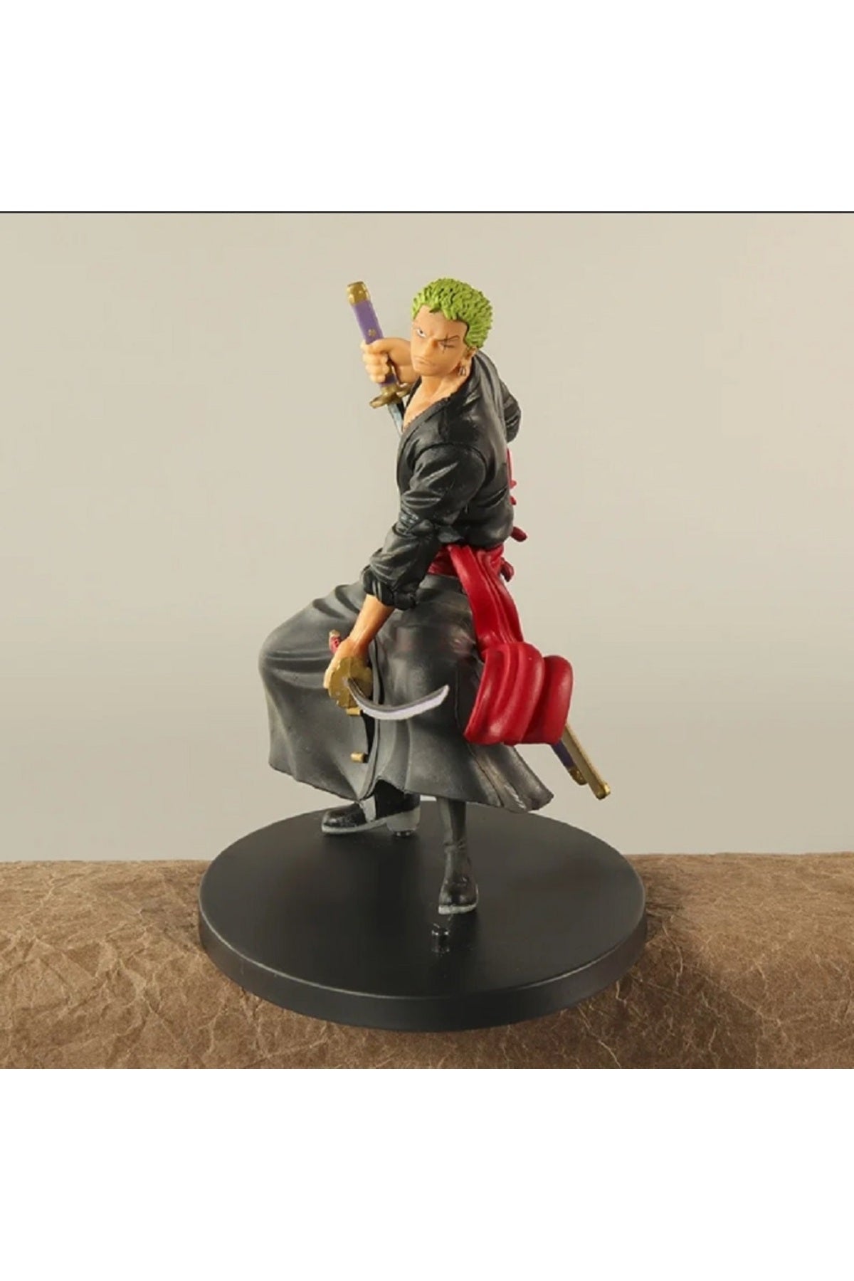 Tek Parça Roronoa Zoro Kimono Karikatür Aksiyon Figürleri Modeli Oyuncak