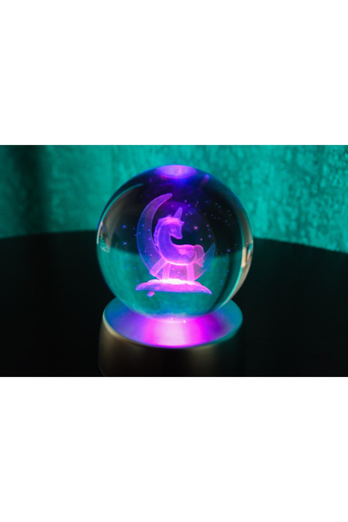 Işıklı Cam Küre Standlı Unicorn Modelli