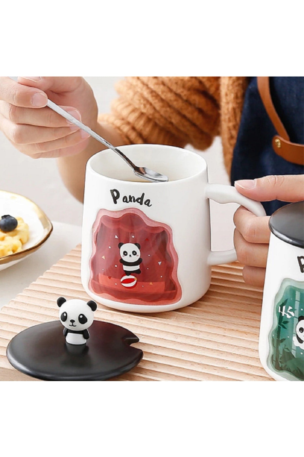400ml Sevimli Panda Kapaklı Kaşıklı Kupa Bardak