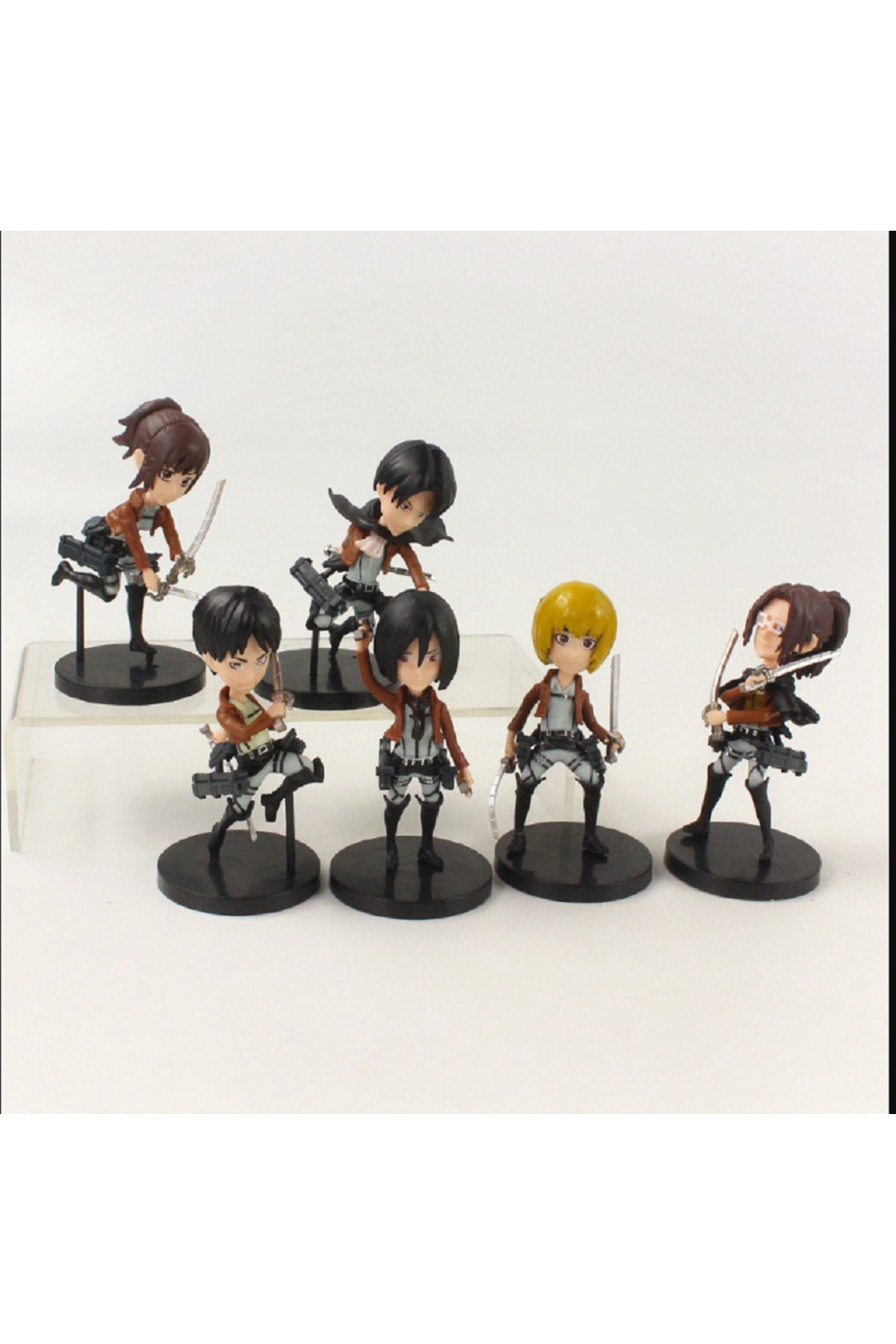 9cm 6 Adet/grup Titan Eren Jager Mikasa Levi Ackerman Arlert Hanji Zoe Sasha Braus Pvc Biblo Seti