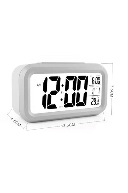 Lcd Ekran Dijital Pilli Gece Işıklı Alarmlı Masaüstü Çalar Saat