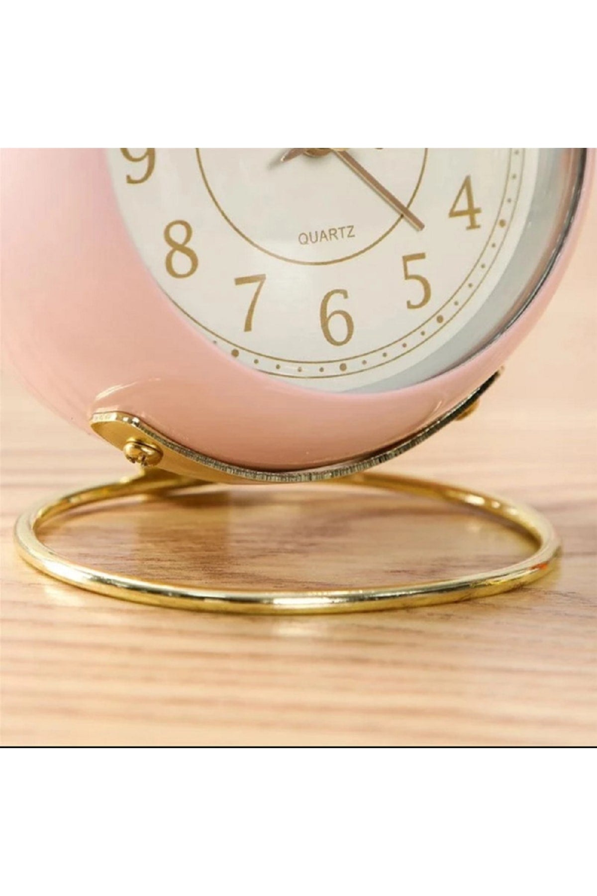 Retro Quartz Sessiz Ve Işıklı Masa Saati