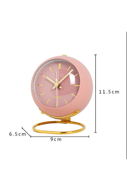 Retro Quartz Sessiz Ve Işıklı Masa Saati