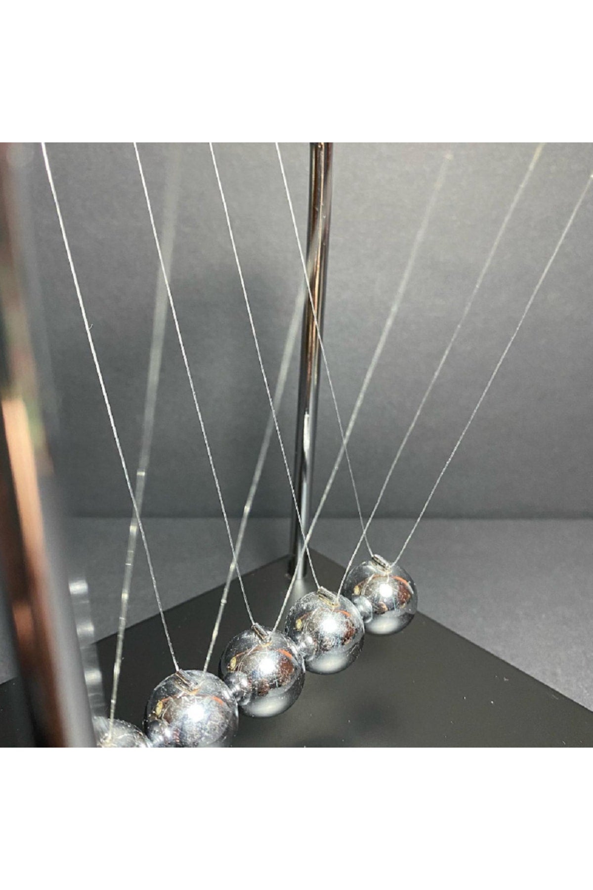 Newton Çarpışan Denge Topları Newton Beşiği